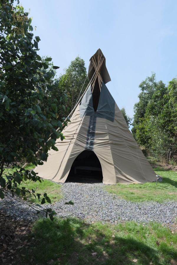 Hotel Gumtree Tipis Bickington Exterior foto